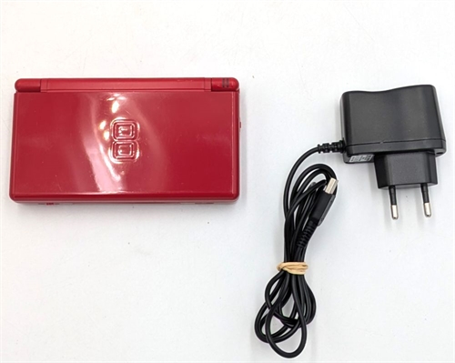 Nintendo DS Lite - Red - Console - SNR UEF27326595 (B Grade) (Used)
